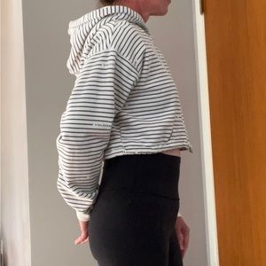Volcom cropped hoodie